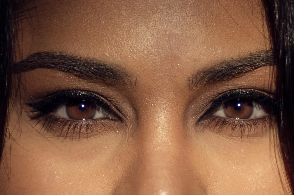 contours des yeux, eye liner, maquillage semi permanent à châteaubriant